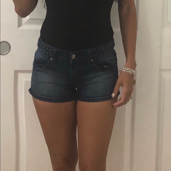 Summer Everyday shorts - Picture 3 of 4